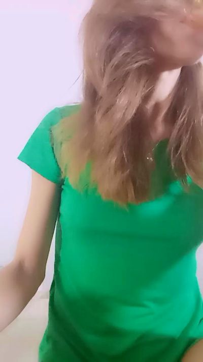 1YummyxDanda from Italy