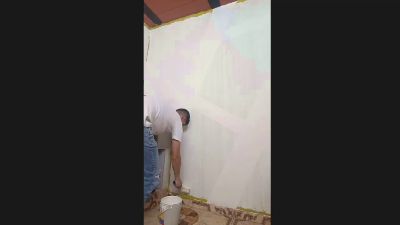 1max_power from Colombia
