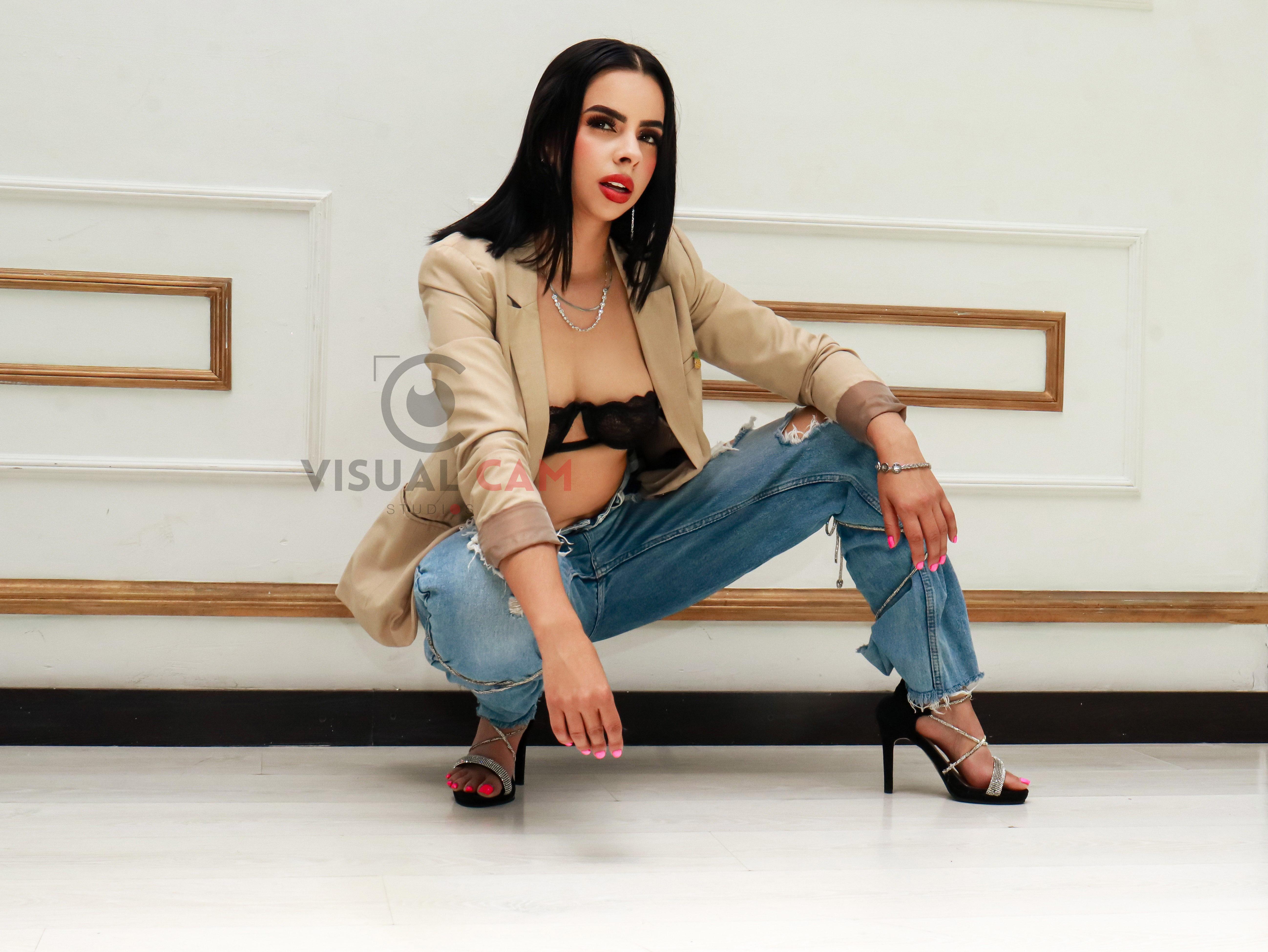Amelia_Myers from Colombia