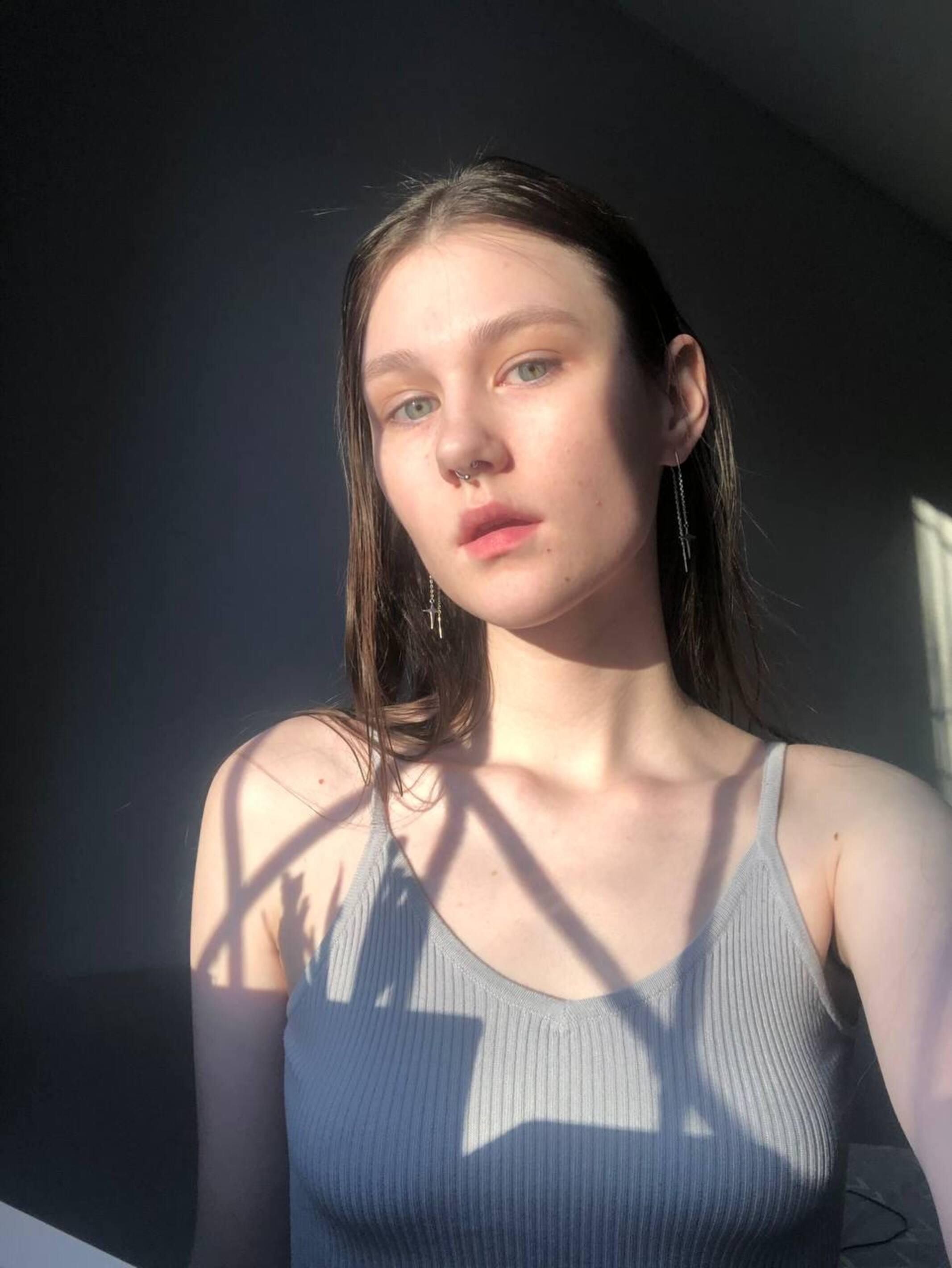 AntoniaEves from United States