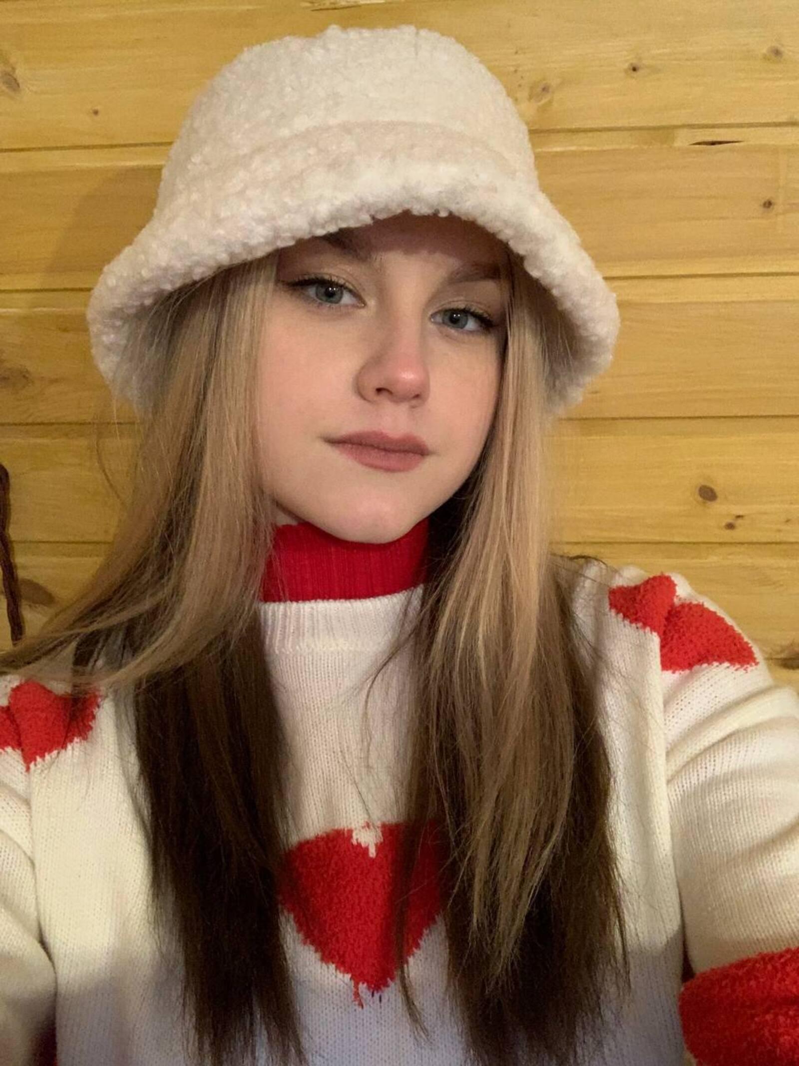 BethanyLeaper from France