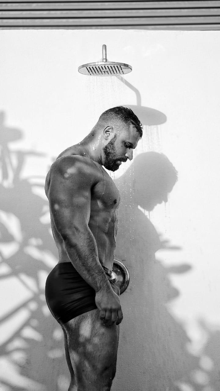 Bigmuscles from United Kingdom