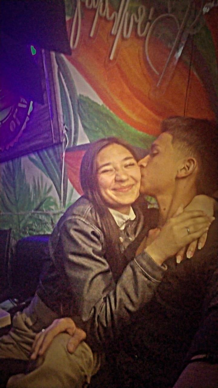 COZY7COUPLE from Colombia