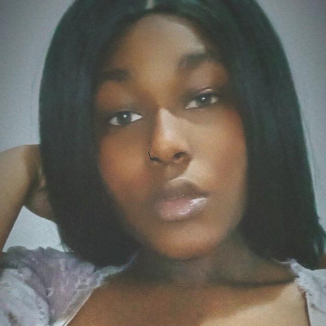 Cleopatra2807 from Italy