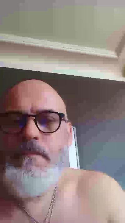 D4DLou1sX from France