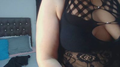 Dalila_22 from United States