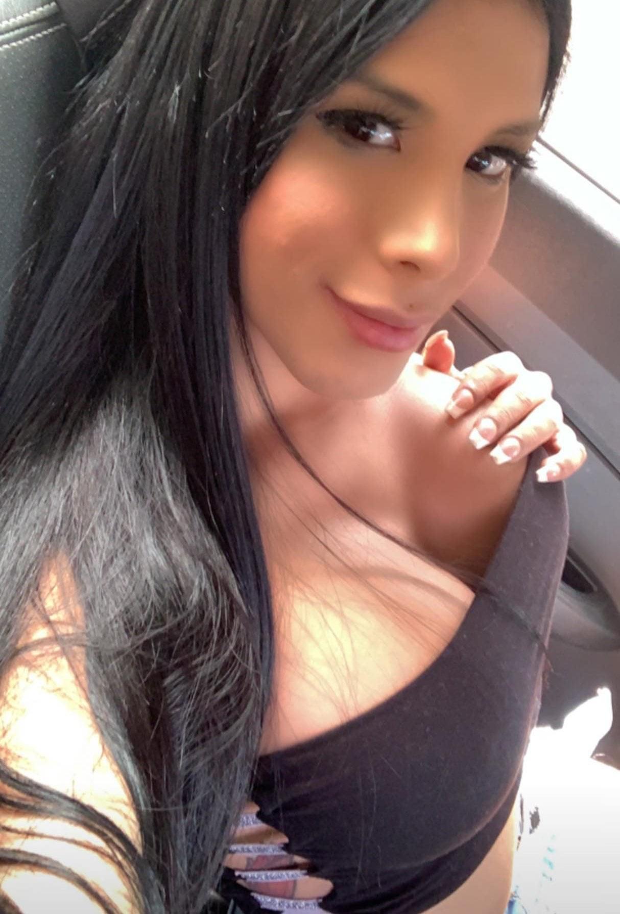 EMMILY_USUGA1 from Colombia