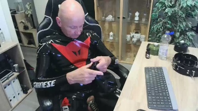 Gay_Rubber from Germany