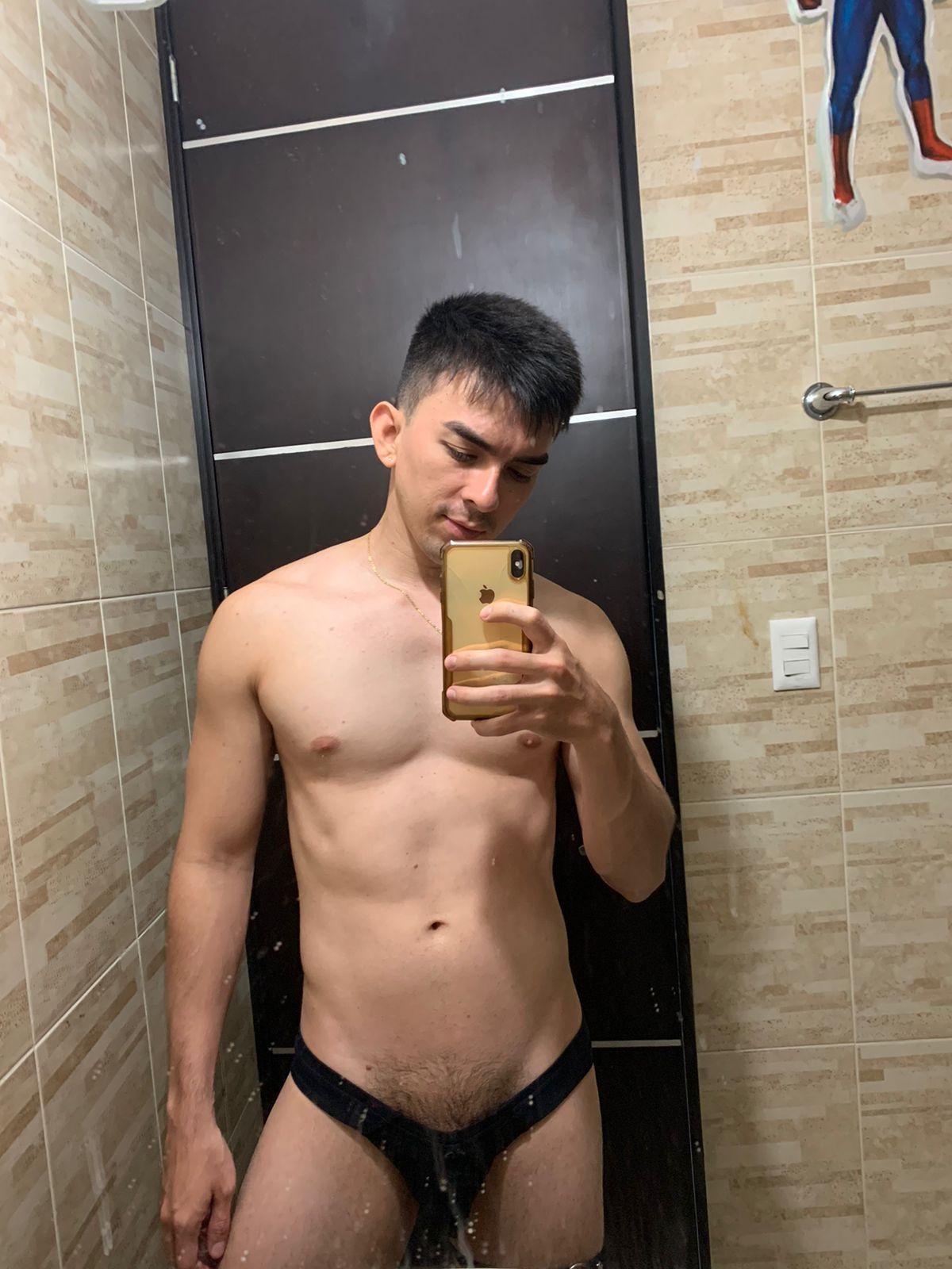 Jhei_latin from Colombia