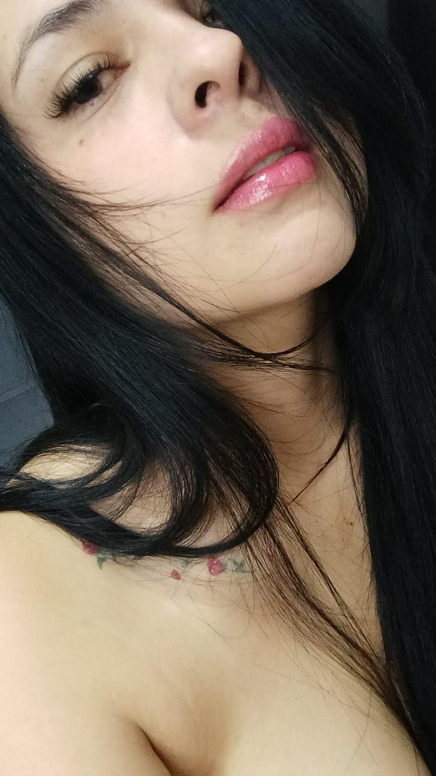 JuliMia from France