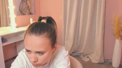 KelleeWitschi from Poland