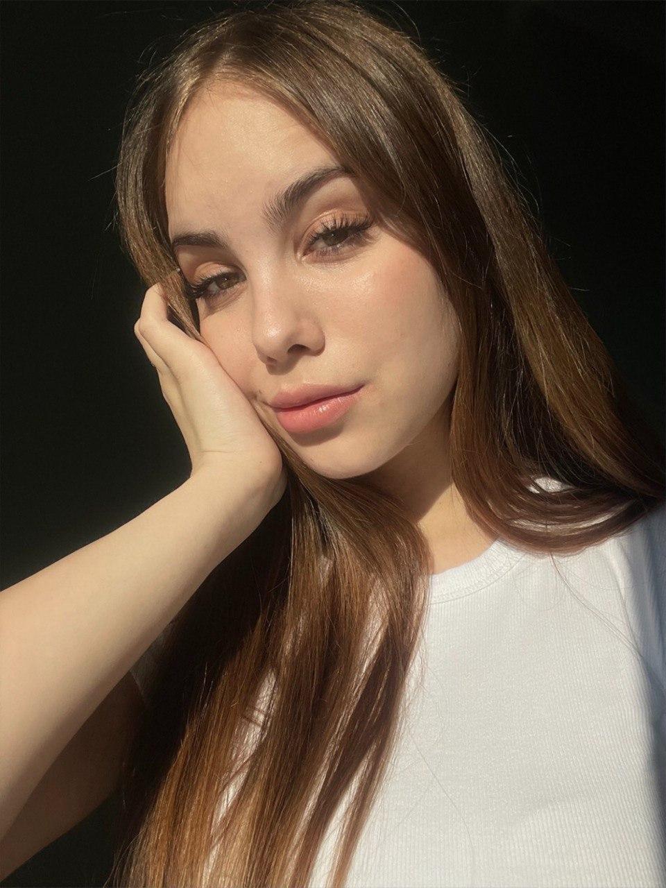 KendraBayles from Czechia