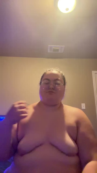 LittleBunny98 from United States
