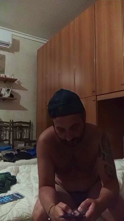 Luscio86 from Italy