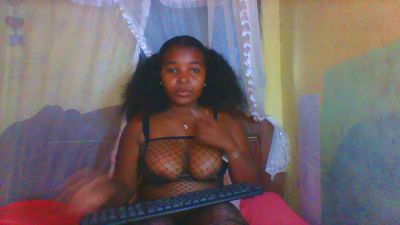 Nadiaflirt from Madagascar