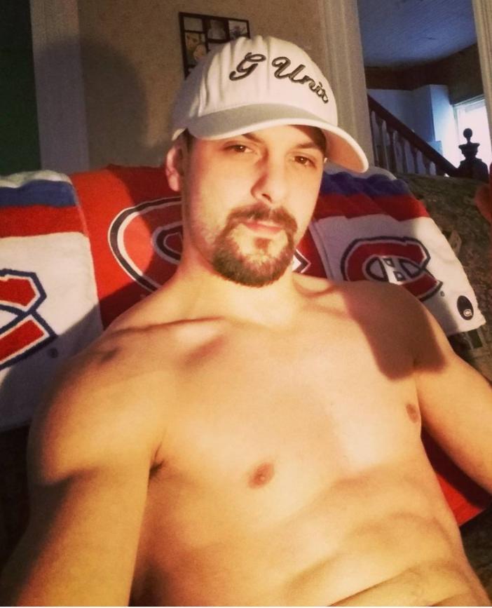 QcSexy69 from Canada