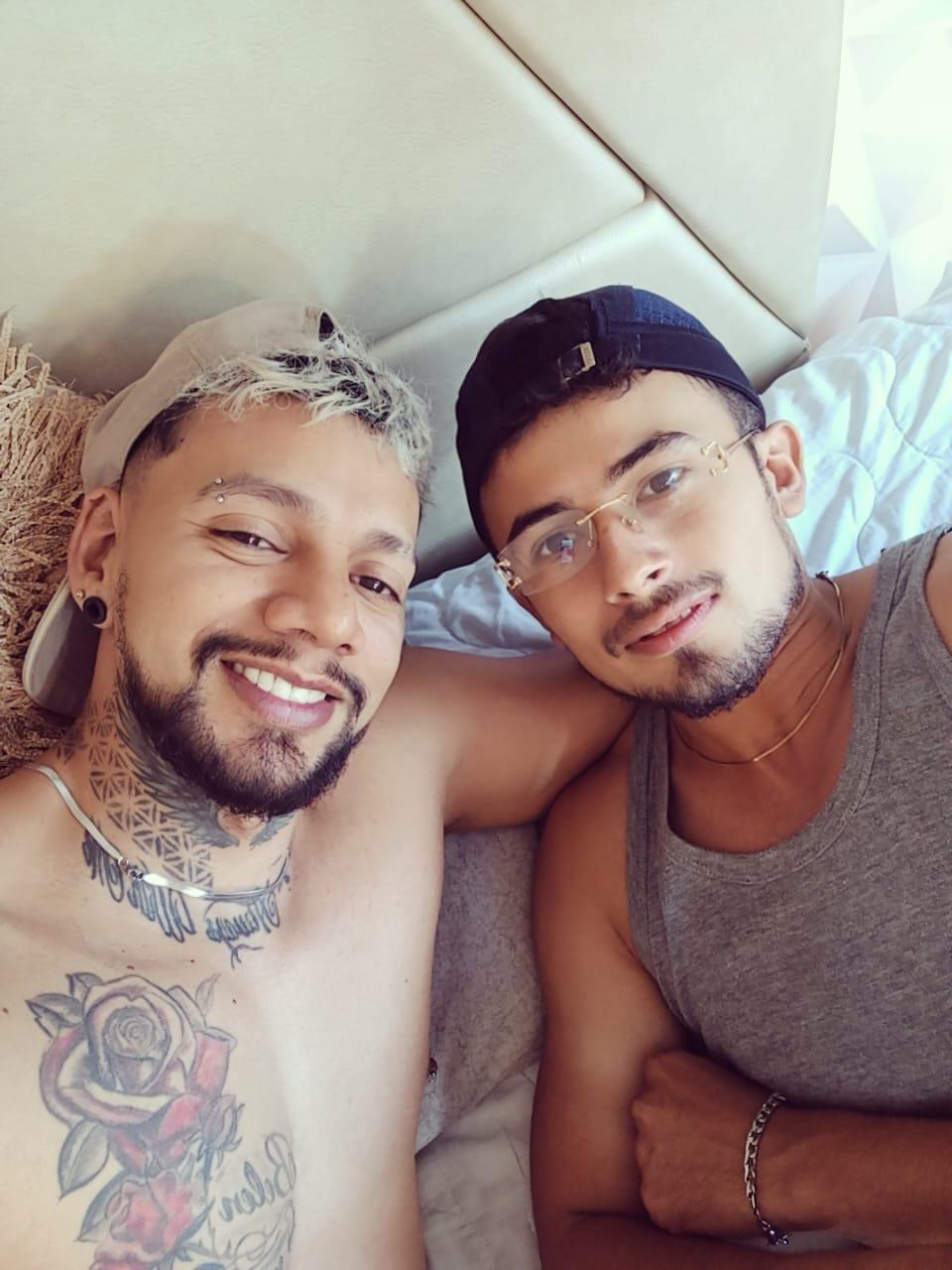 Valentiinoss from Colombia
