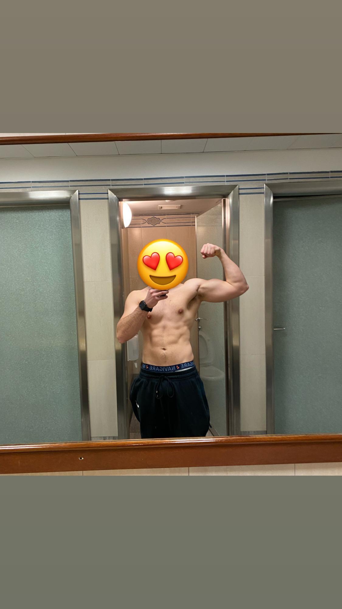 Zolanxx from Italy