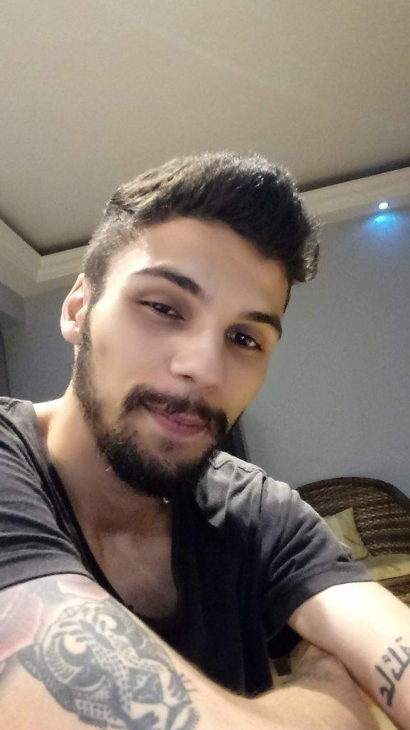 Zyonprive from Brazil