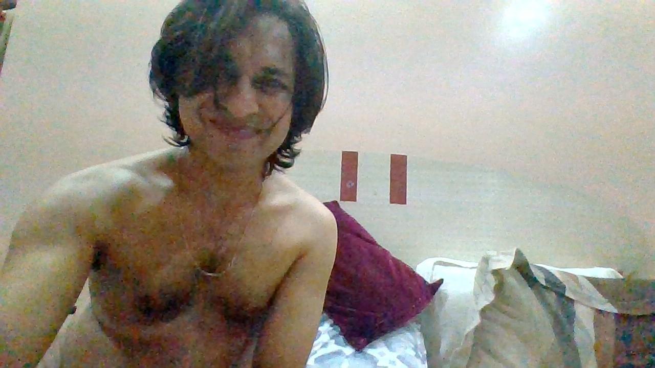 akon99 from India