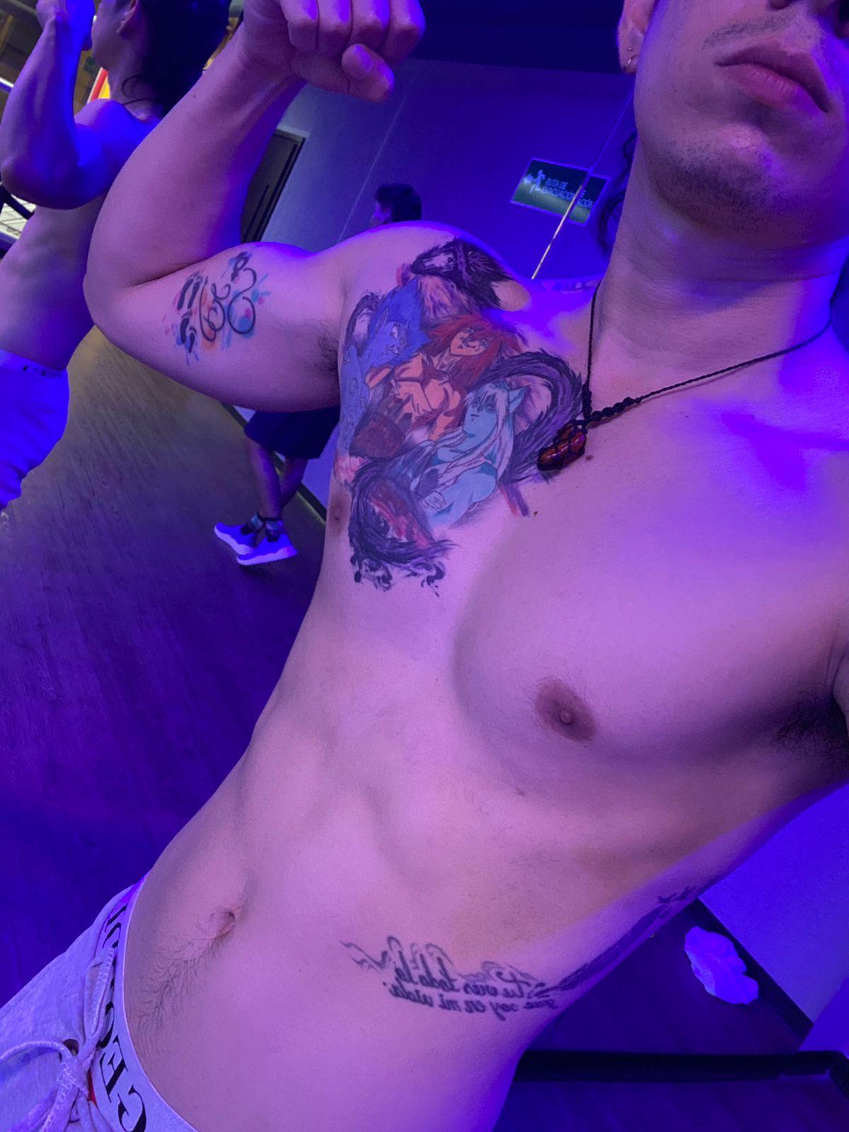 alejo1295_ from Colombia