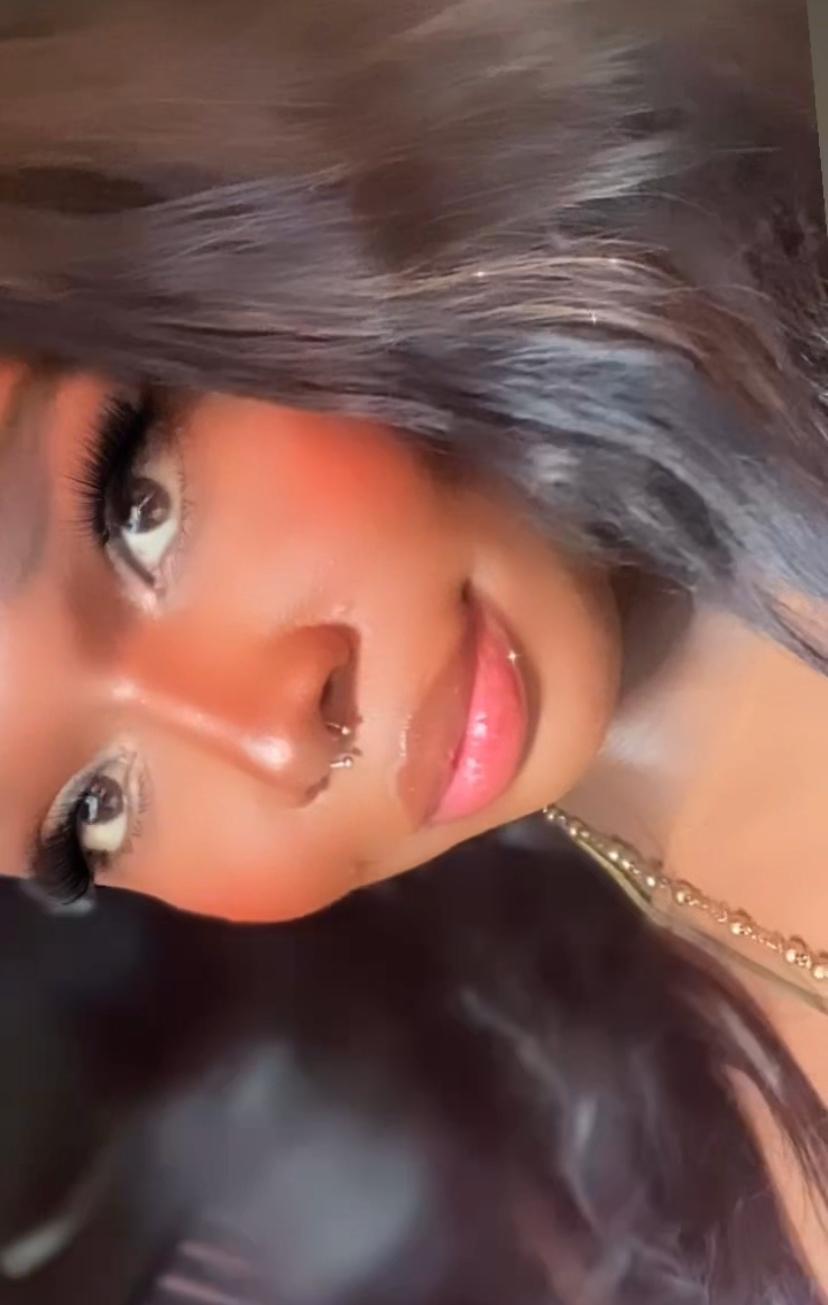 arii_x from Colombia