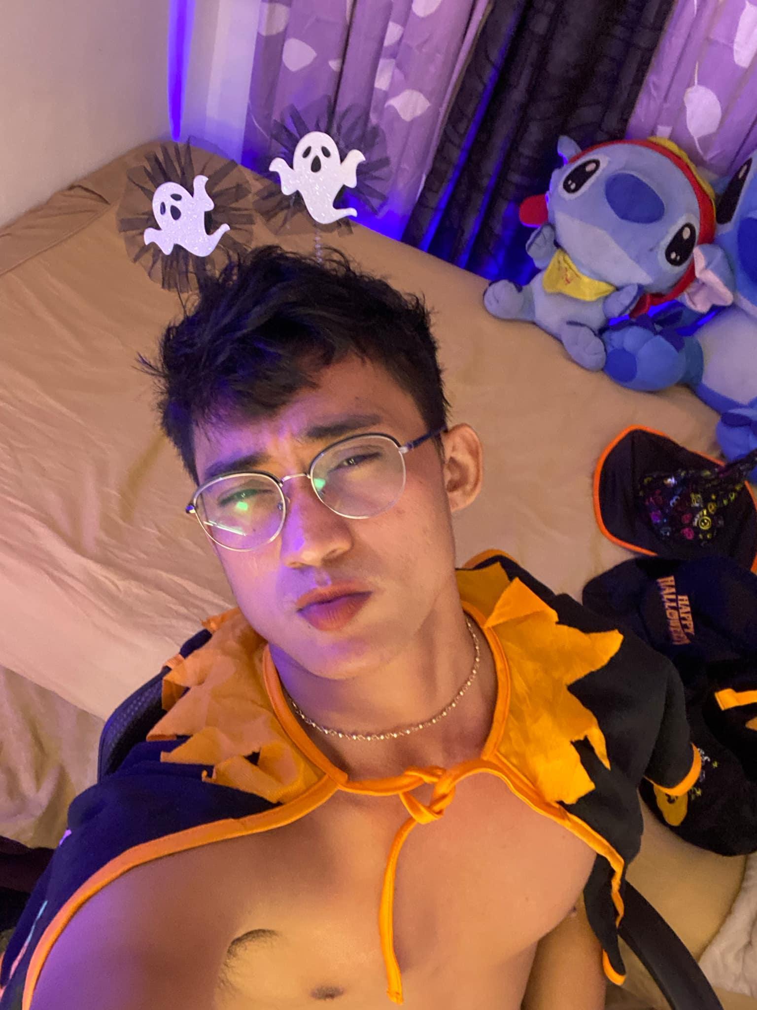 asian_gay from Philippines