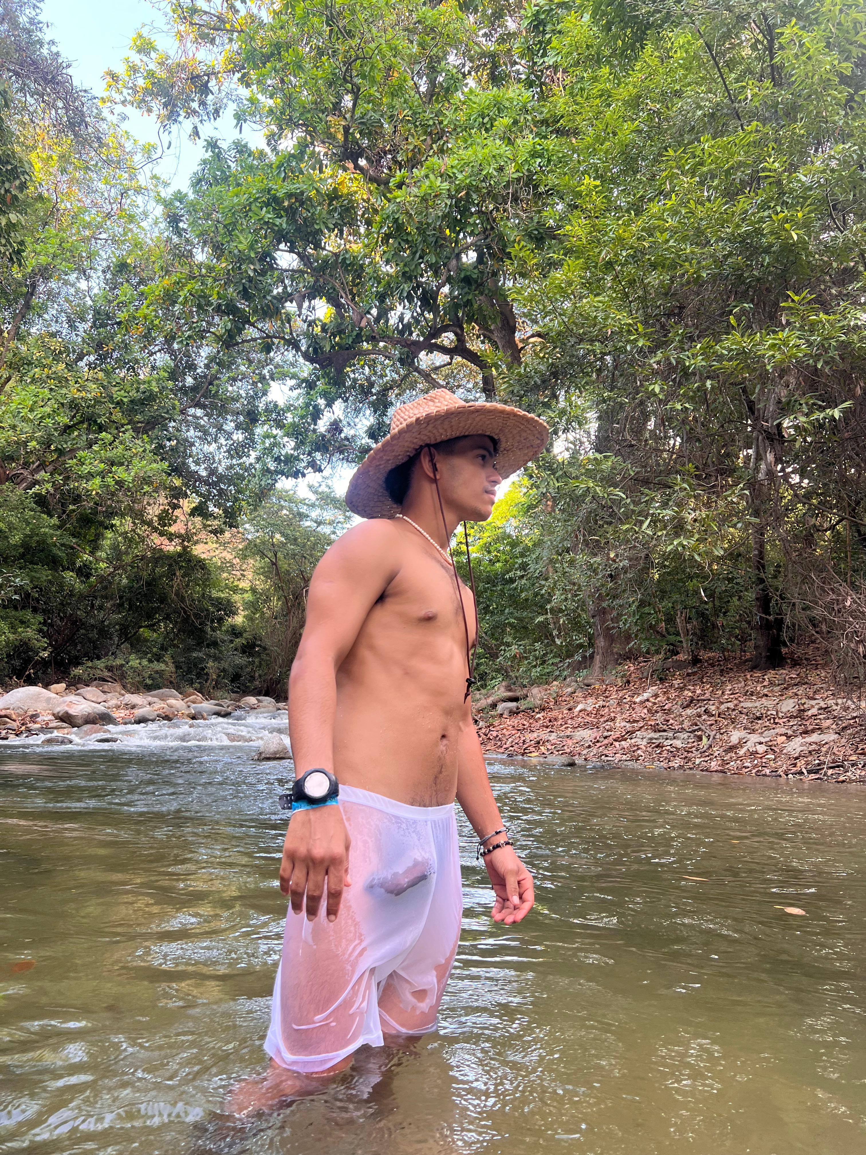 boyshot3 from Colombia