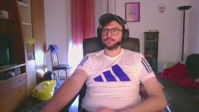hornyboy327 from Italy