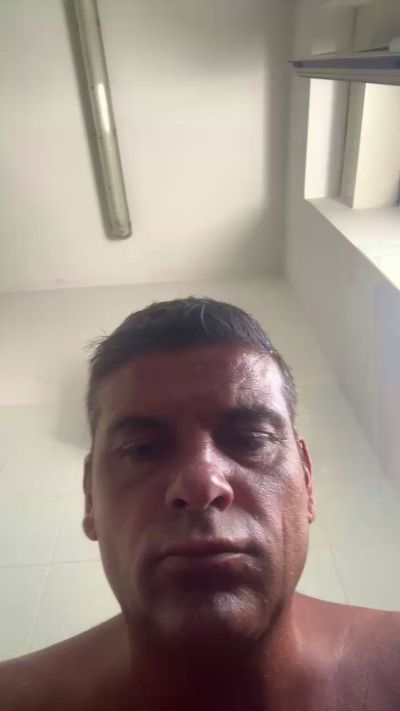 jhon2902 from Italy