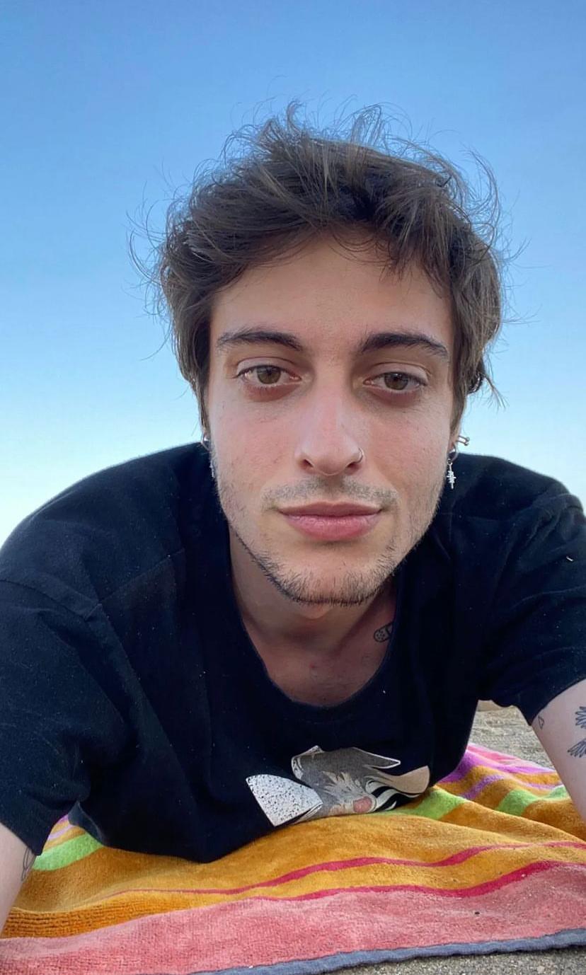 joven23w from Spain