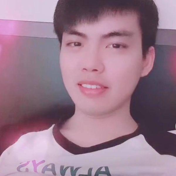 karry60623_hot9 from Taiwan