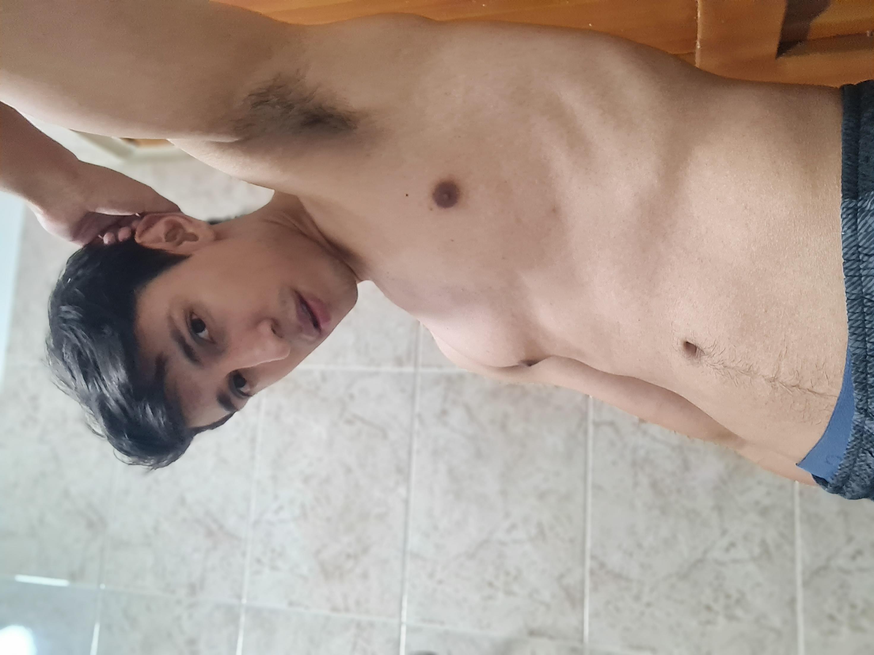 latincol93 from Colombia
