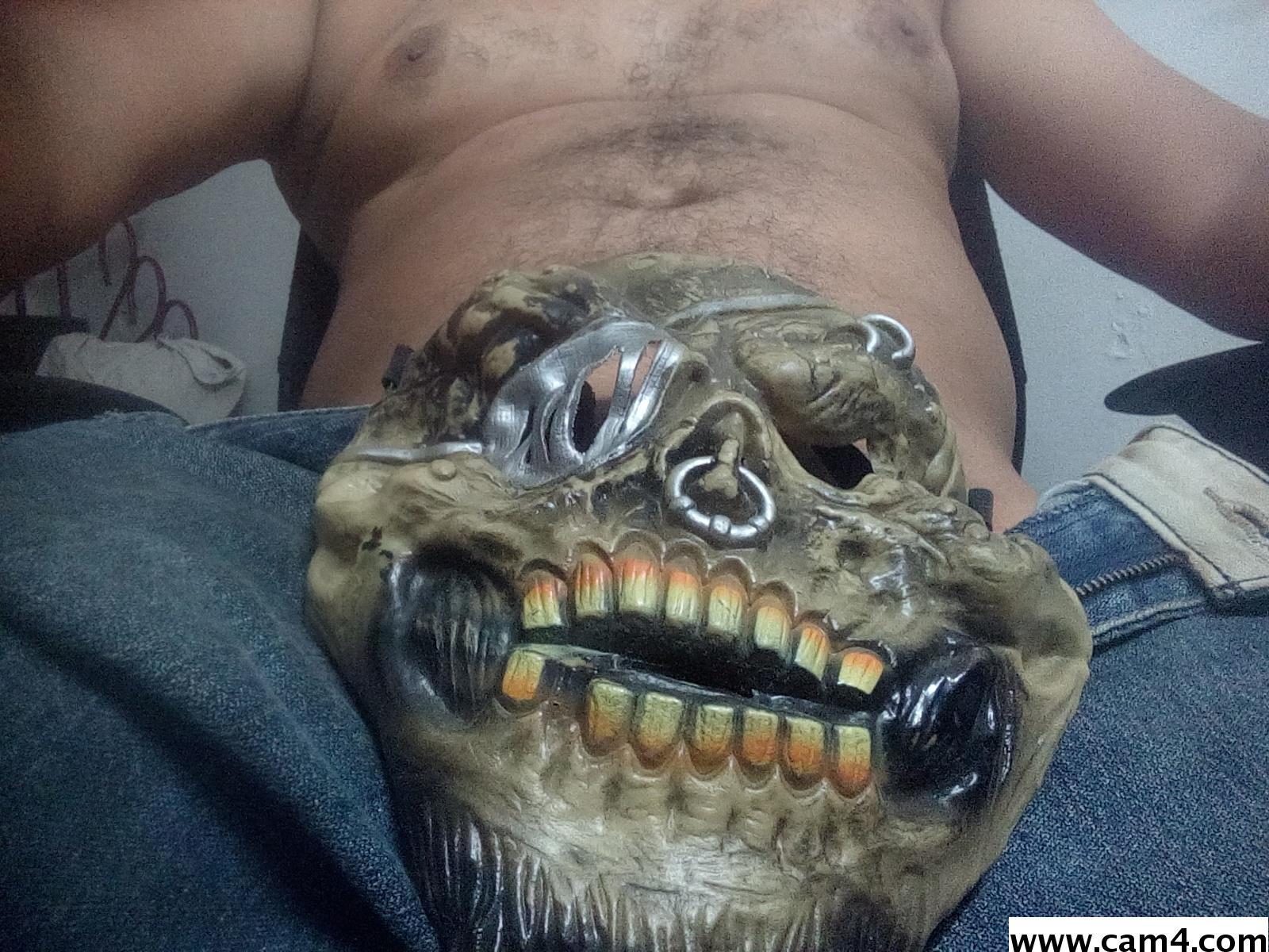 leonhetero from Colombia