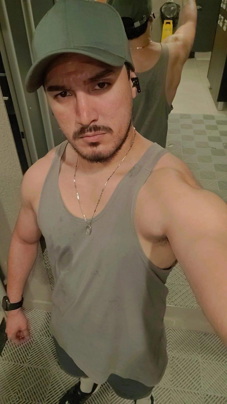 leonino231 from Brazil