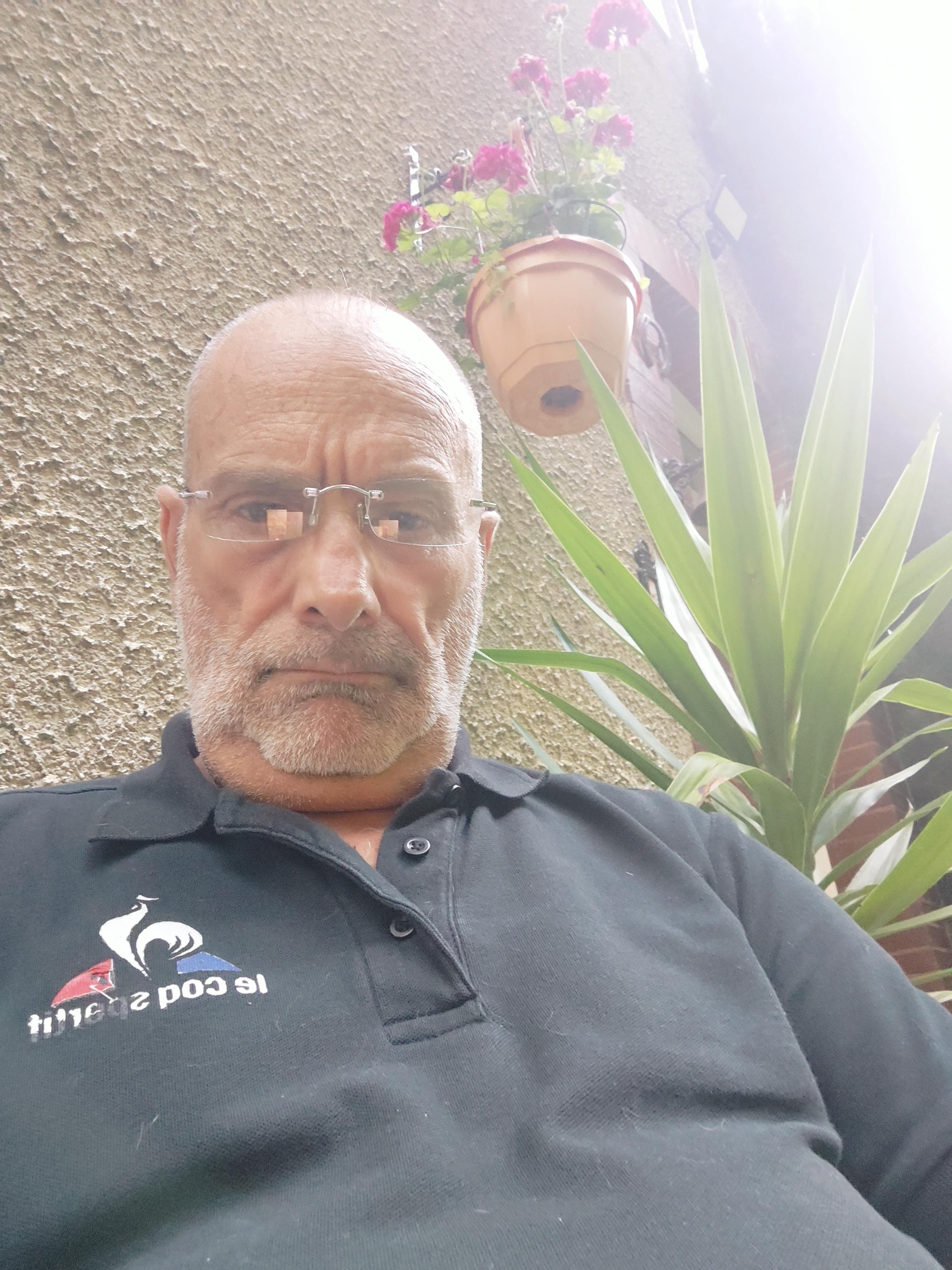 luis8187 from France