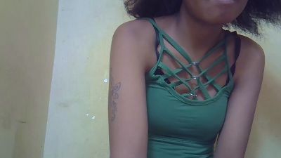 maylis24 from Madagascar