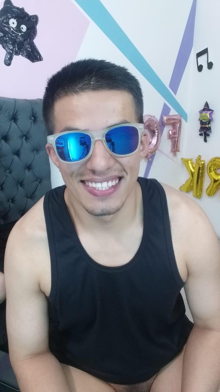 mcbluemoney from Colombia