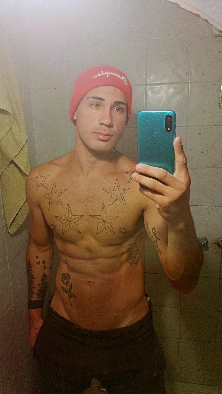 nicolas2085 from Argentina