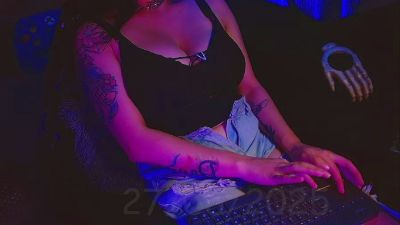 night_dominati3 from Colombia