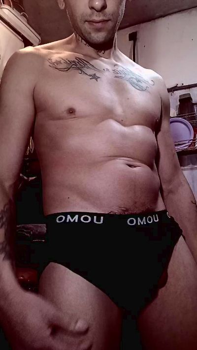 niko8922 from Argentina