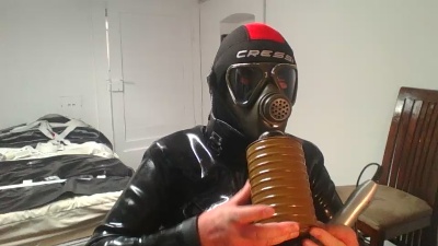 rubberneoguy from Germany
