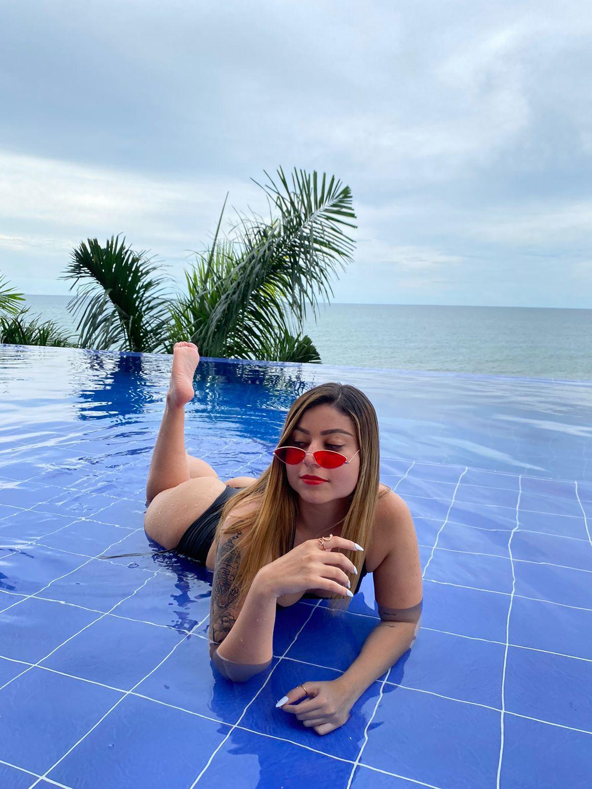 saori_9 from Colombia