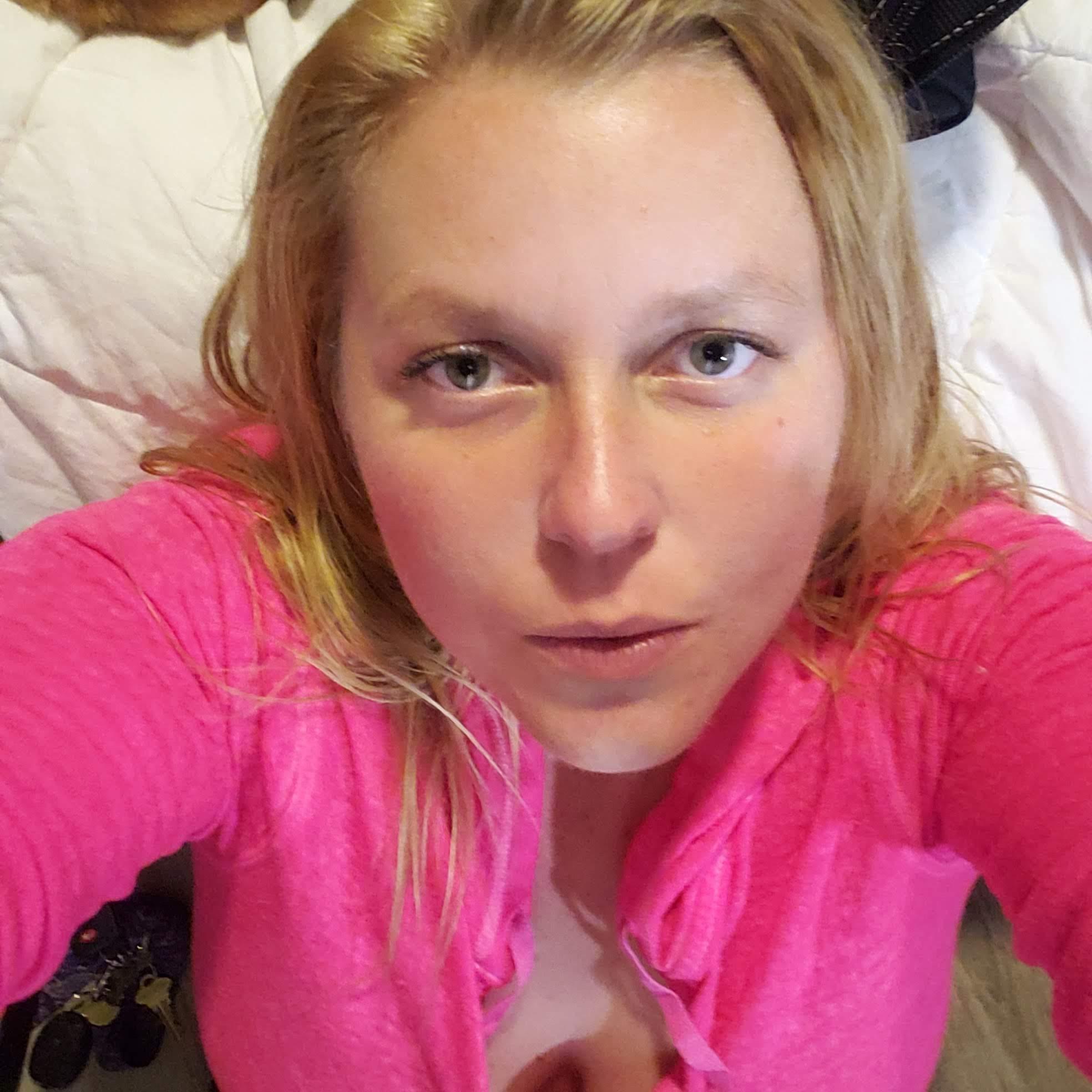 skyler420_hot from United States