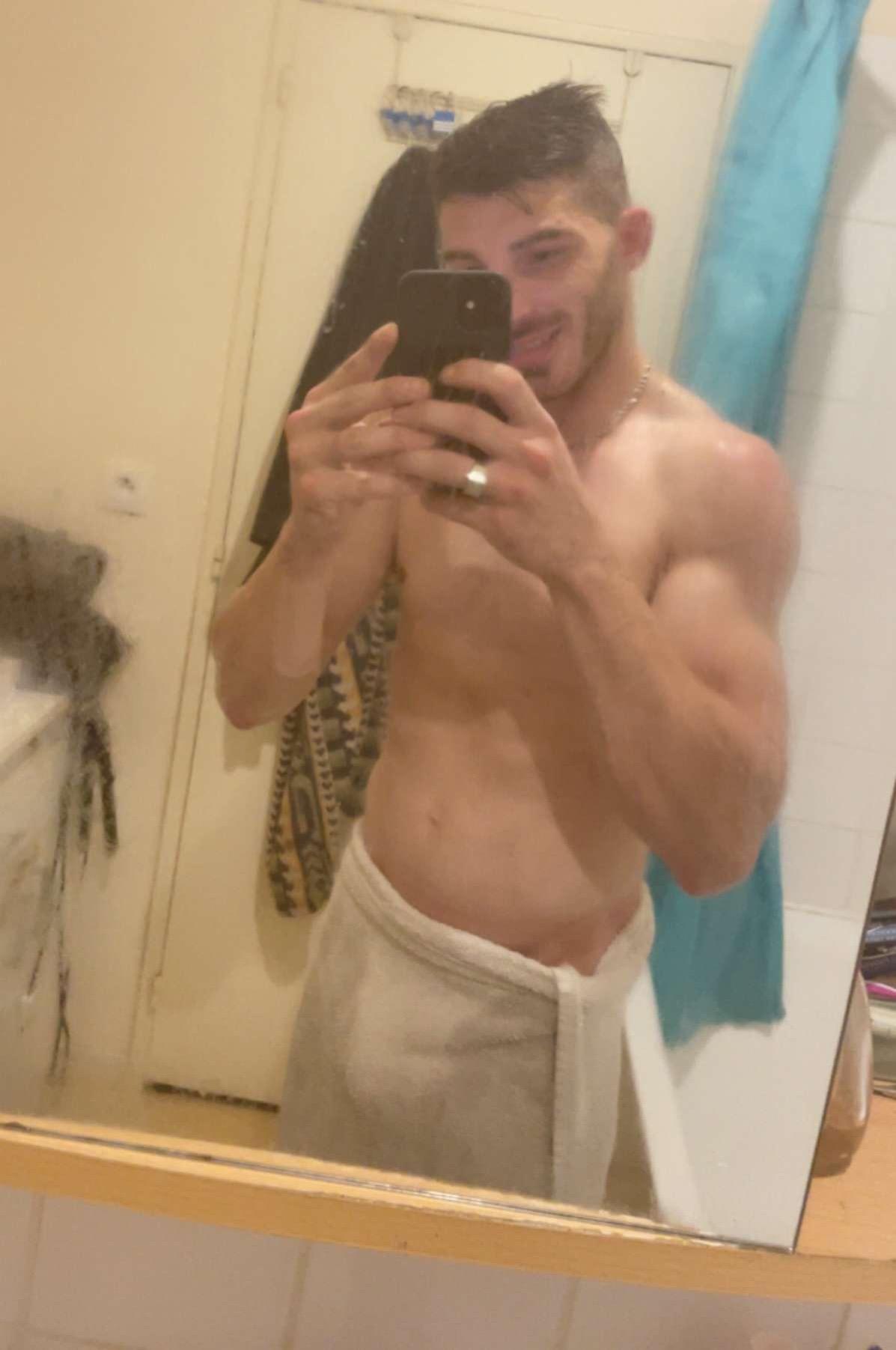 tyago14 Profile Image